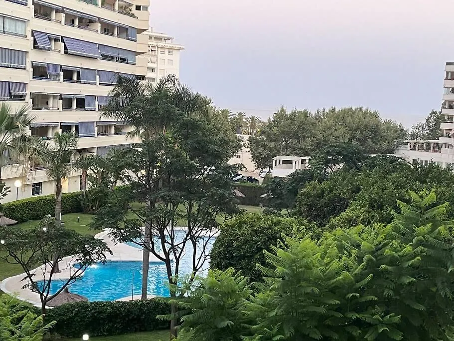 Marbella Piso En Casco Junto A Playa Piscina In Summer Season